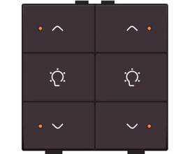 Niko dæmpertryk i mørkebrun med seks knapper og LED-indikatorer for lysstyring og statusvisning.