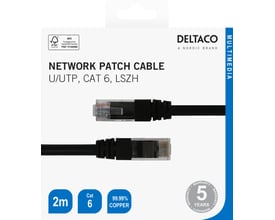 Deltaco Cat 6-netværkskabel på emballage, sort og 2 meter langt, med begge stik vist.