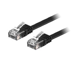 DELTACO U/UTP Cat6 fladt patchkabel i sort med to RJ45-stik på en hvid baggrund.