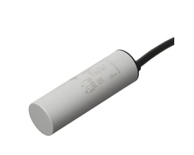 Kapacitiv aftaster fra Carlo Gavazzi, model CB32CLN20TO, med hvidt cylindrisk hus og sort kabel, set skråt forfra.