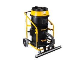 Ronda 2600H industristøvsuger med 2200W motor og 750mm bredt frontmundstykke, monteret på gul ramme med hjul.