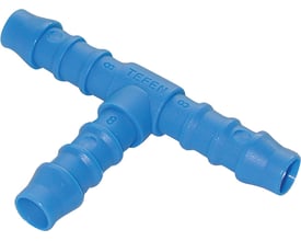 Blåt plast T-stykke fra Tefen med mærkning '8' på alle tre udgange, designet til 5 mm slanger.