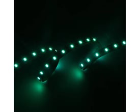 Ansell Lighting P-Cell RGBTW LED strip på 10 meter lyser grønt, med 240 LED pr. meter og 12mm bredde.