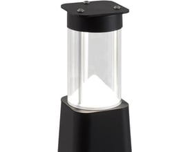 Sort Weka pullertarmatur til Tower med 18W, 3000K og 2000lm. Lampen har en cylindrisk klar polycarbonat skærm og et sort pulverlakeret stålhus.