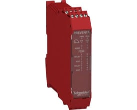 Schneider Electric XPSMCM udvidelsesmodul med 4x2 SDO relæ. Modulet er rødt og har en mærkat med 'PREVENTA' og statusindikatorer.