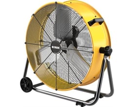 Gul Ironside-industriventilator med 61 cm rotor og luftstrøm på 1463 l/s, i et stativ med hjul.