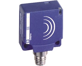 Schneider Electric induktiv sensor XS7, 26x26x13mm, med M8 stik og 10mm tasteafstand, PNP NO.