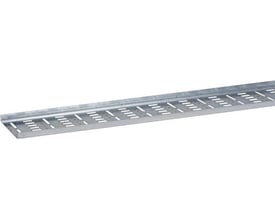 Wibe Kabelplade W4 50mm bred og 3 meter lang, fremstillet i zink-belagt materiale med perforeringer, velegnet til C1-C4 korrosionsklasser.