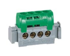 Legrand grøn jordterminal blok med 4 tilslutninger til 1.5-16MM2 kabler, monteret på grå DIN-skinne beslag.