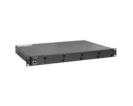 Weidmüller IE-SW-L3-SL28M-HV, en sort managed industriel switch med 28 RJ45-porte, set skråt forfra.