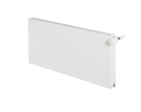 Stelrad Compact Planar Type 11 radiator i hvid med mål H500 mm x L500 mm, vist med termostat og hvid baggrund.
