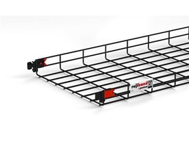 Sort BK8® gitterbakke til kabelføring, vist fra siden på hvid baggrund, 60/400 mm.