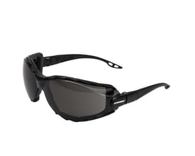 Activewear sikkerhedsbrille Carbon 4050 med grå linse og sort stel, set skråt forfra med stængerne åbne.