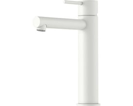 Mora Inxx II Sharp Medium håndvaskarmatur i mat hvid med en lige, moderne profil og en lang tud. Armaturet har en enkel betjeningsarm på toppen og står frit på en hvid baggrund.