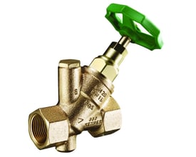 Kemper fristrømsventil DN20 med 3/4" gevind og grønt håndtag, fremstillet i messing.