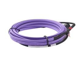 Nærbillede af Heatcom PipeHeat Plus 6 meter varmekabel, viser mærkning med HCSELF 11W/m 0°C til 65°C og DK-stik med isolering.