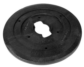 Avk universal bæreplade i sort plast til gadedæksler, med prægede tal og central udskæring.