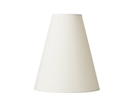Nielsen Light Trafik lampeskærm i creme farve, fremstillet af kraftigt stof med en fin struktur og diameter på 20 cm.