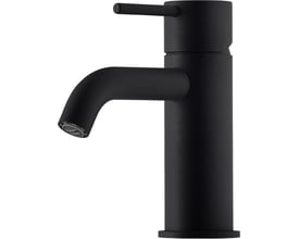 Mora Inxx II Soft Small håndvaskarmatur i mat sort finish, med et elegant og minimalistisk design, præsenteret på hvid baggrund.