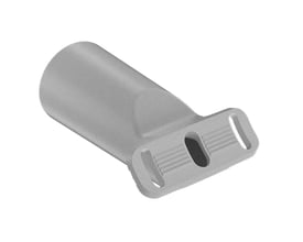 Gabbro Ø60 beslag til vejarmatur fra Ansell Lighting, vist fra siden med monteringsøjer og indvendige ribber.