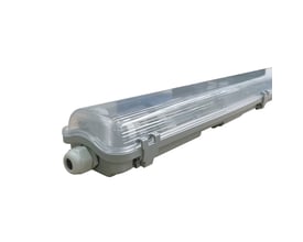 Hvidt V-TAC T8 LED-armatur på 150 cm med gennemsigtigt dæksel, til to LED-rør på 150 cm.