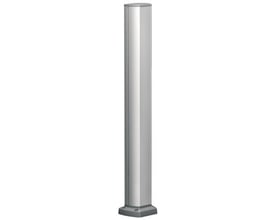 Schneider Electric OL45 stander på 700 mm, ensidet og anodiseret i aluminium med en firkantet base til gulvmontering.
