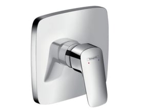 Hansgrohe Logis indbygget brusearmatur i blank krom med stort vægroset og etgrebsbetjening.