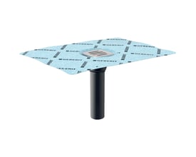 Geberit gulvafløb med integreret lugtspærre og fastgørelsesmåtte med Geberit logo, klar til installation i brusenic.