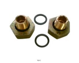 Unionsæt til Wilo Star-Z15 cirkulationspumpe, bestående af to messing- og metalfittings samt to tætningsringe, isoleret på hvid baggrund.
