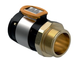 Detalje af Geberit FlowFit overgang, der viser 63 mm muffe og 2" messinggevind i blyfri bronze.
