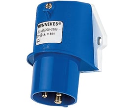 Mennekes CEE vægindtag i blå og hvid med 3 poler, 16A og 230V. Det viser tydeligt mærkaten med produktinformation og CE-mærkning.