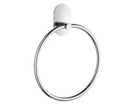 Beslagsboden håndklædering i forkromet finish med rund ring og selvklæbende monteringsplade.