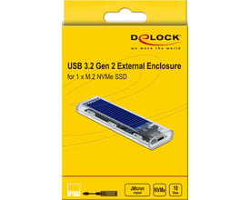 DeLock-kabinet til M.2 NVMe SSD på gul emballage, med transparent kabinet og blå køleribbe vist.