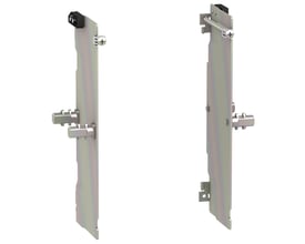 Nærbillede af Schneider Electric draw-out chassis for NSX400-630, viser metalpladens detaljer, drejearme og skruefastgørelser.
