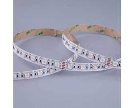 Ansell Lighting E-Cell Eco RGBW LED bånd på 50 meter med 3M tape og 24V tilslutning, vist på grå baggrund.