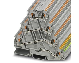 Phoenix Contact fleretagesklemme PT 4-PE/3L i grå med orange og grønne markører, vist fra siden med flere etager og Push-in tilslutninger.