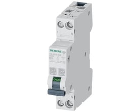 Siemens miniatureafbryder 5SL6 COM 1+N, B13 med målefunktion og kommunikation, monteret på DIN-skinne.