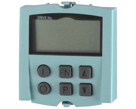 Siemens SINAMICS S120 Basic Operator Panel BOP20 med to-linjers display og seks betjeningsknapper til parameterindstilling og diagnostik.