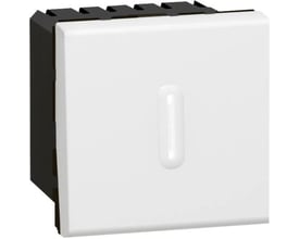 Legrand tidsafbryder 25S/15MN i hvid, der dækker 2 moduler med justerbar tid fra 25 sekunder til 15 minutter.