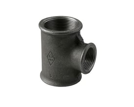 Sort T-stykke i blødstøbt materiale med udvendige og indvendige gevind, overholder ISO 49-DS/EN 10242 standarden.