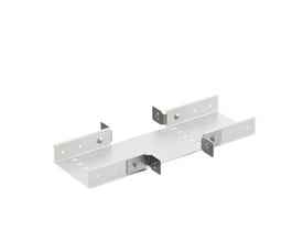 Wibe Mita krydsstykke CT50 i 150 mm PC1 metal, med monteringsbeslag og perforeringer, hvid baggrund.