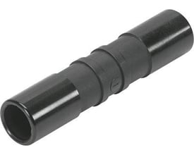 Festo indstiksben QSH-4 i sort plast, med et standard 2,5 mm nominelt mål og push/pull princip på hvid baggrund.