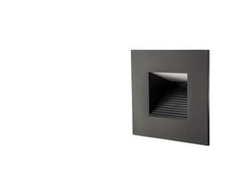 SG Armaturen Capella Isosafe vægspotlight i sort aluminium med indbygget LED, ideel til trapper og natbelysning.