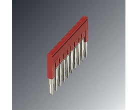 Rød Phoenix Contact indlægsbro med 10 poler og 5,2 mm deling, der viser de 10 metalben og den røde plastikkappe.