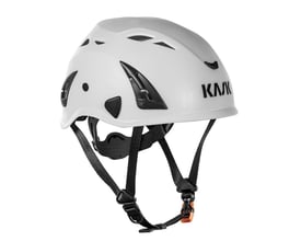Sidevisning af hvid Kask Plasma AQ sikkerhedshjelm, der viser ventilationsåbninger og Kask-logo.