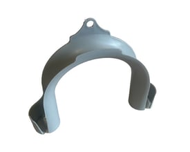 Hanestrom hose support i grå plast, designet til at stabilisere og føre slanger sikkert i forskellige applikationer.