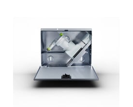 Camro SafeTrapAutomatic med åben Safebox set forfra, viser tydeligt den automatiske udløsermekanisme og gaspatronen.