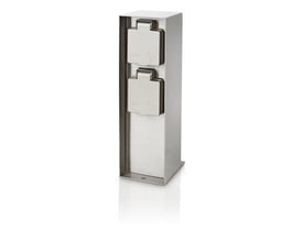 Frontvisning af Philips Lighting myGarden Rock med to IP44-klassificerede stikkontakter i rustfrit stål med sidejord, perfekt til havebrug.