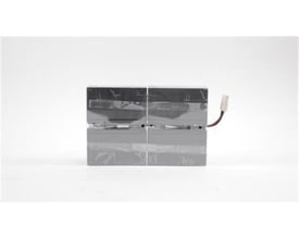 Eaton Easy Battery+ EB014SP udskiftningsbatteripakke med fire 12 V-batterier og kabelstik, samlet 48 V og 9 Ah.