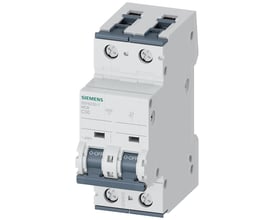 Siemens automatsikring 5SY6230-7 MCB C30 2-polet med 30A mærkestrøm og 6kA brydeevne, vist på hvid baggrund.